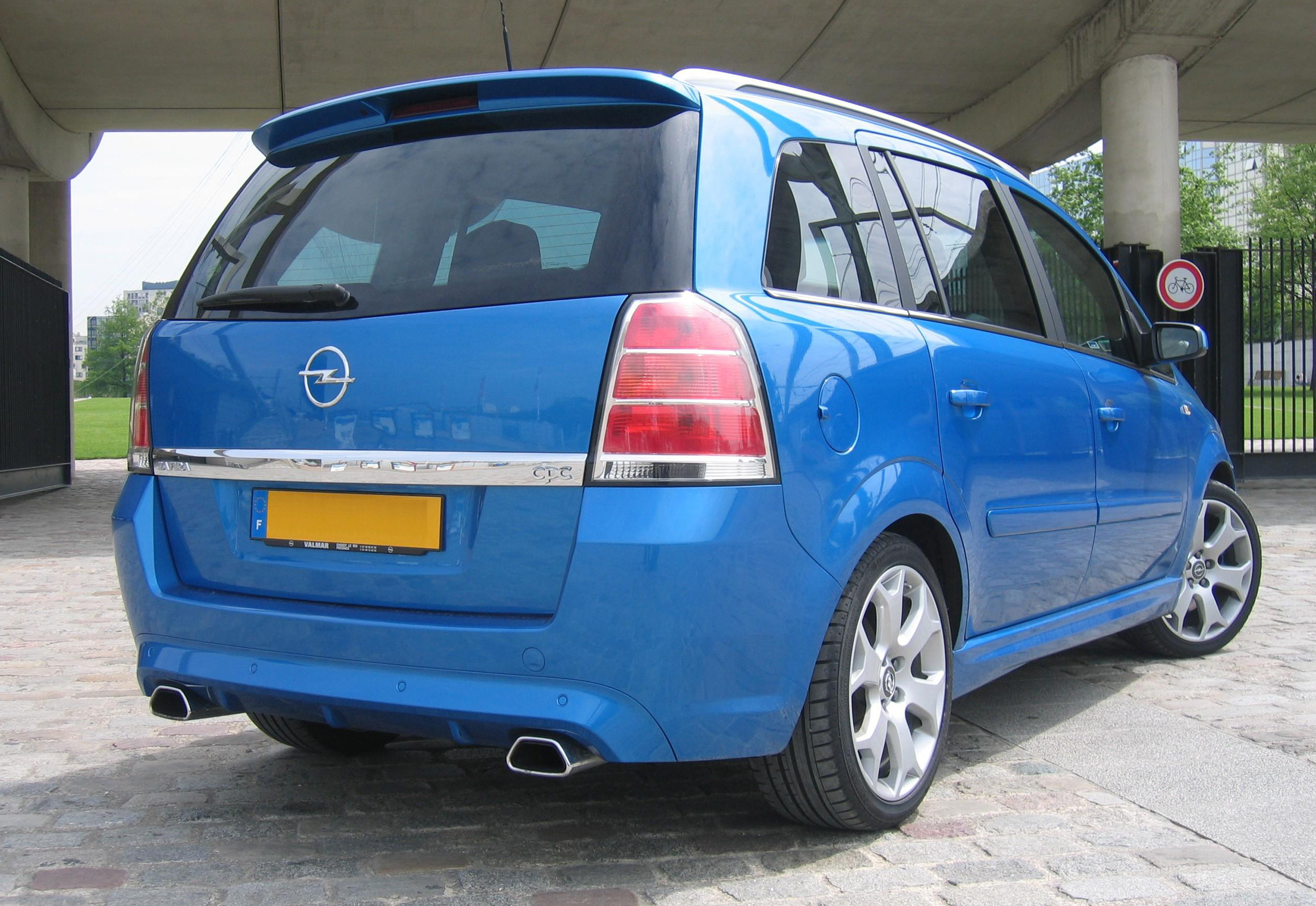 Achterbumper Opel Zafira B OPC - GM Tuningparts