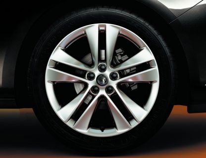 Lichtmetalen Velgen Opel Astra J 18"