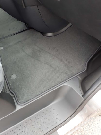 Pasvorm mattenset Opel Vivaro B - Afbeelding 2